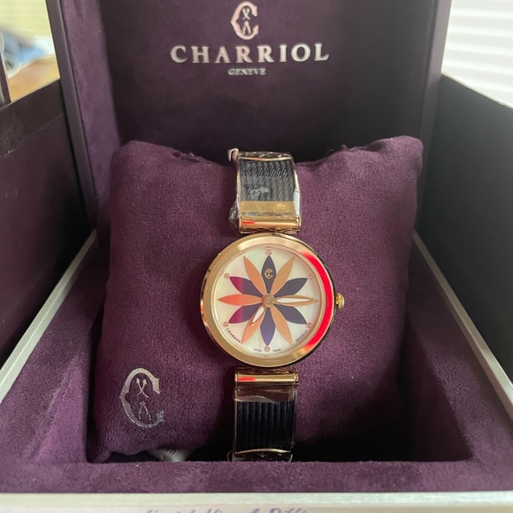 Charriol 32mm Forever Flower Watch display picture 1
